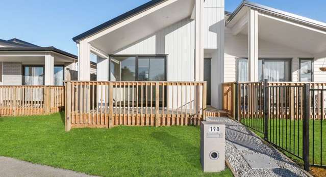 Cosy, Modern & Fabulously Low Maintenance