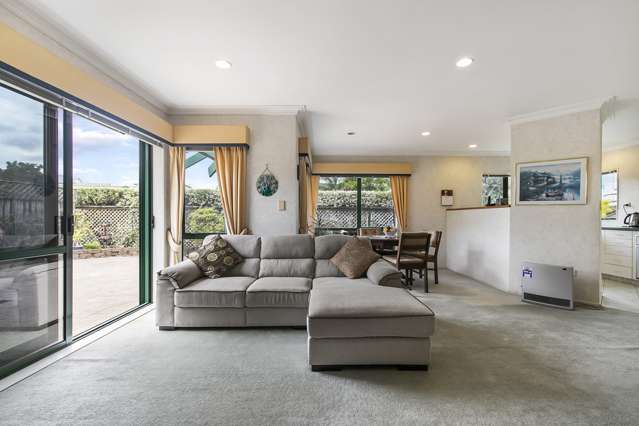 1/11 Stewart Gibson Place Manurewa_3