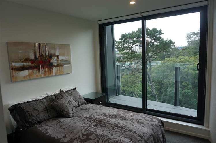 604/18 Saint Martins Lane Grafton_4