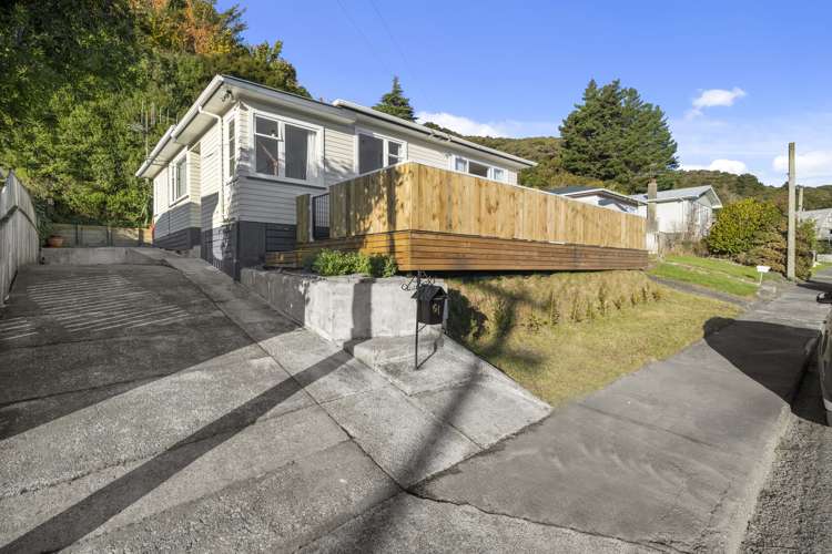 61 Petrie Street Wainuiomata_16
