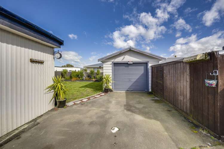905 Ferguson Street Akina_24