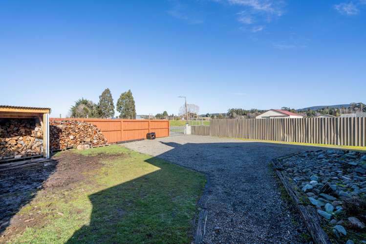 9 Russell Esplanade Otautau_22
