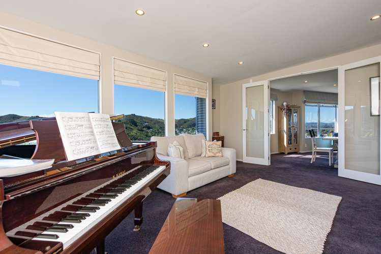 9 Caughley Grove Karori_7