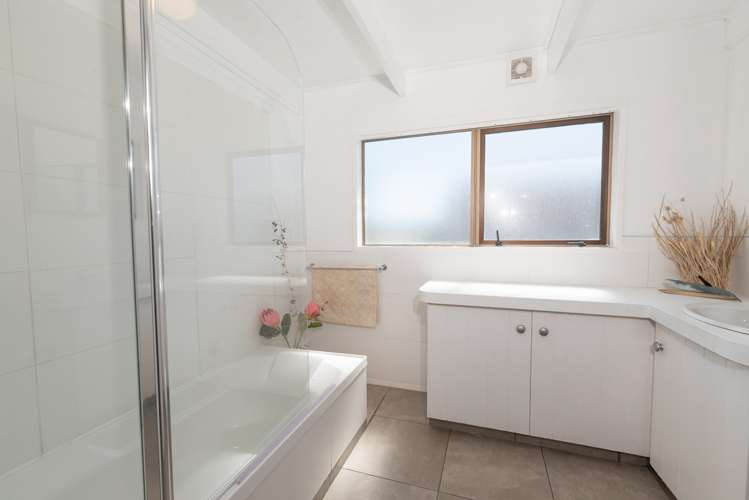 21 Aronui Road Alexandra_11