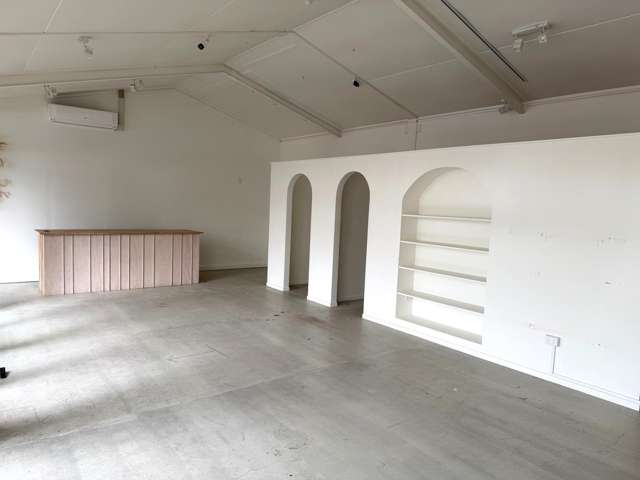 Shops 3 & 4/350 Barton Street Hamilton Central_1