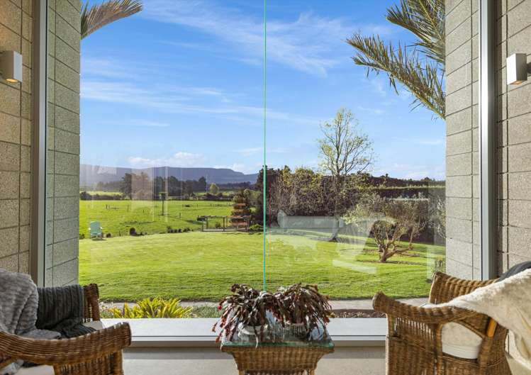 261C Walker Road East Katikati_11