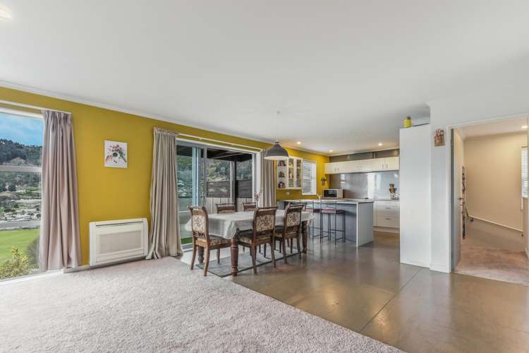 33 Jenner Road Toi Toi_5