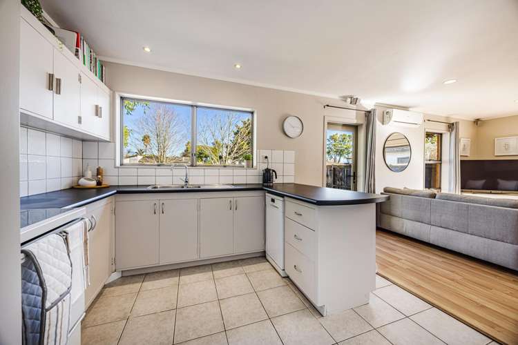 1/22 Beaumaris Way Conifer Grove_10