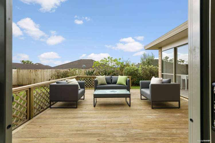 10 Ridgefield Lane East Tamaki Heights_19