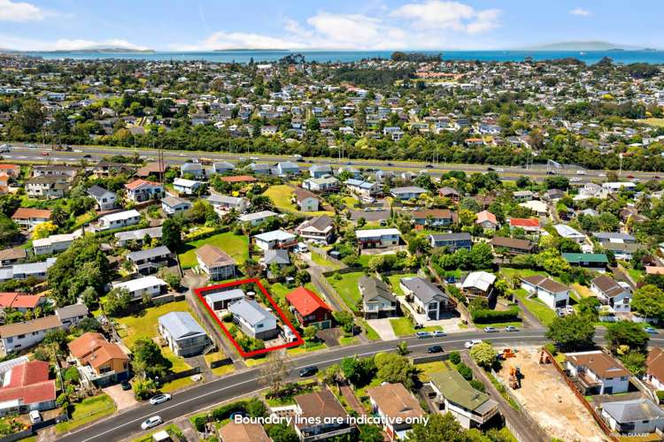 66 Athena Drive Totara Vale_16