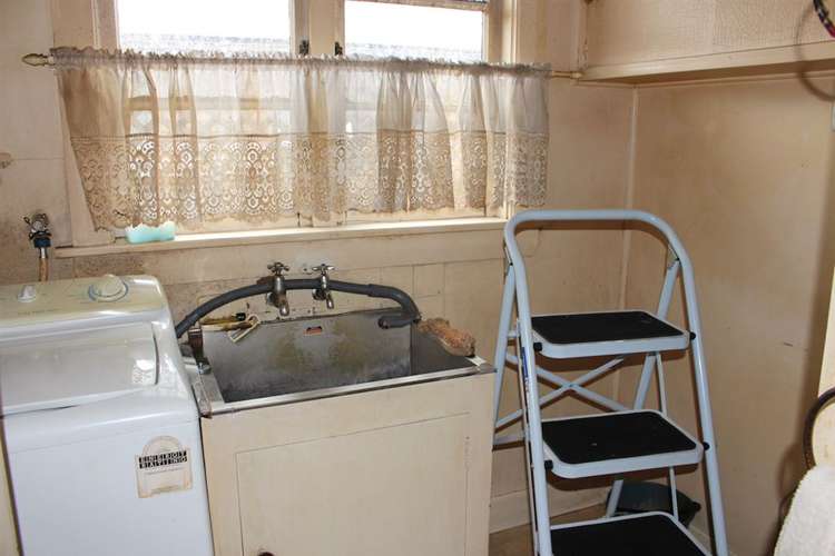 7 Geraldine Street Greymouth_10