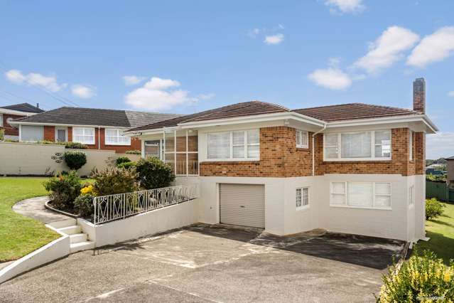 13 Currie Avenue Hillsborough_2