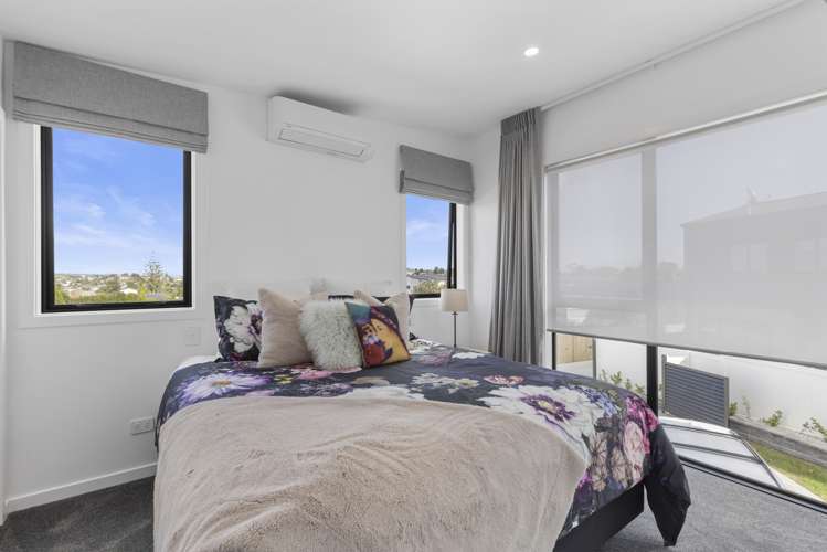 75a Glenmore Road Sunnyhills_16