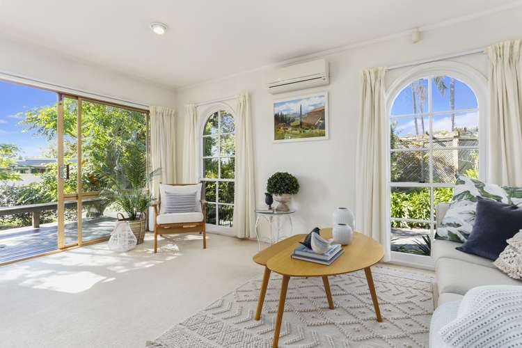 126 Bramley Drive Farm Cove_9