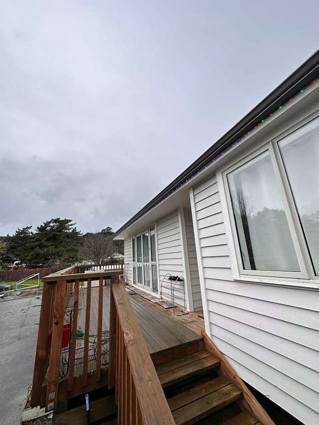 69 Main Road Wainuiomata_2