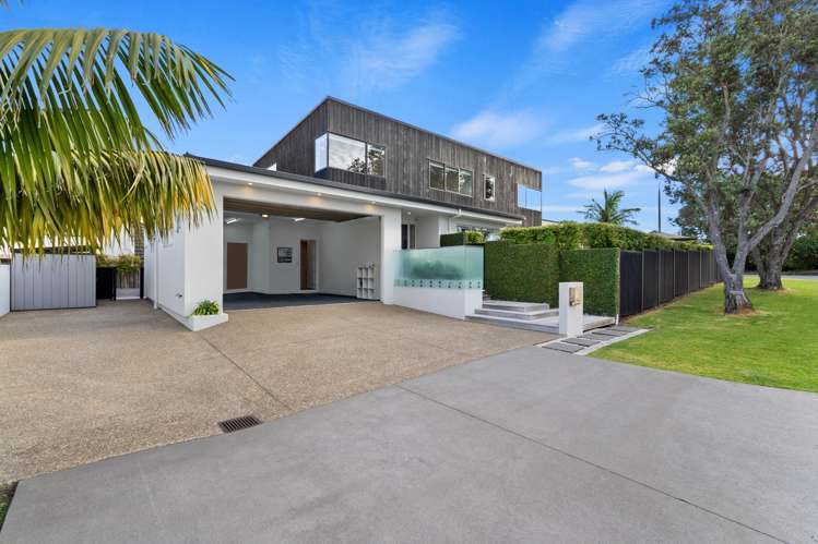 52 Walton Street Red Beach_44