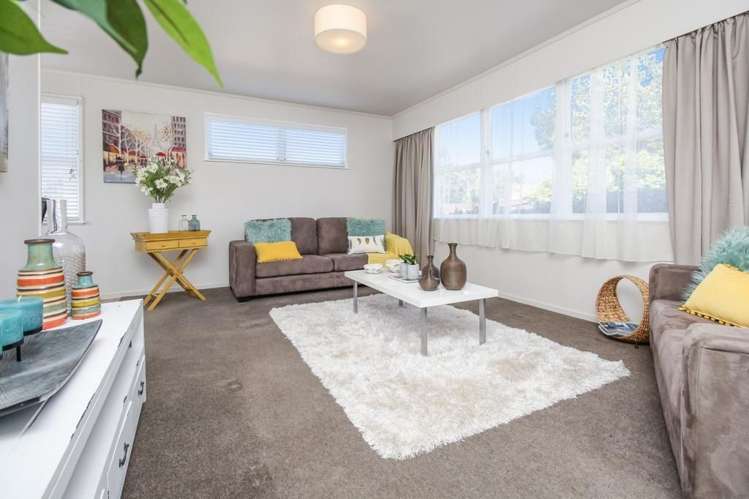 39 Bodi Place Te Atatu South_6