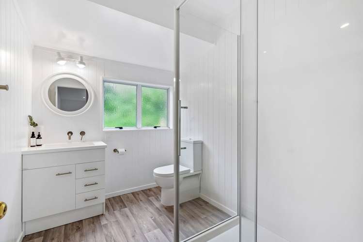 124 Beach Road Onerahi_16