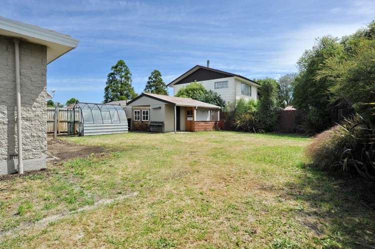 1 Panckhurst Drive Woodend_12