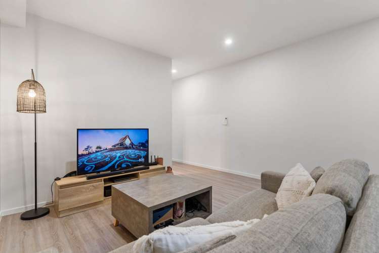 12 Stroom Street Flat Bush_11