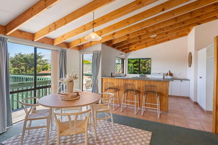 12 Kaitawa Street Waikanae Beach_6