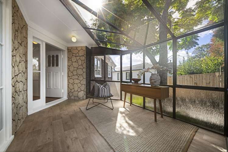 5 Springside Place New Lynn_14