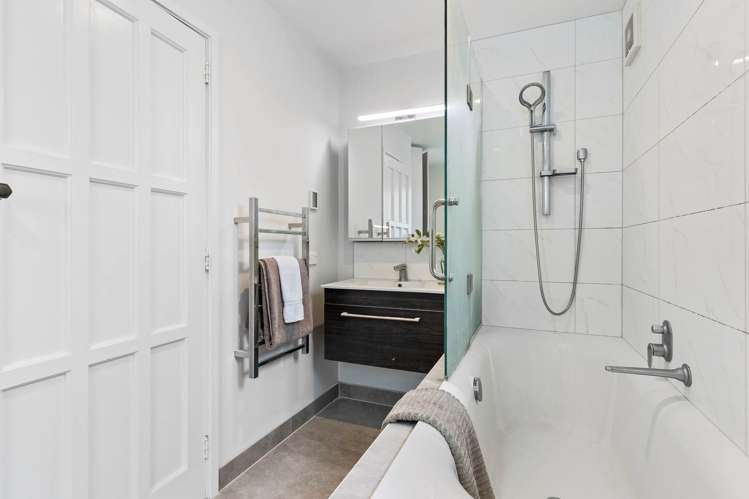 60 Challenger Street St Heliers_25