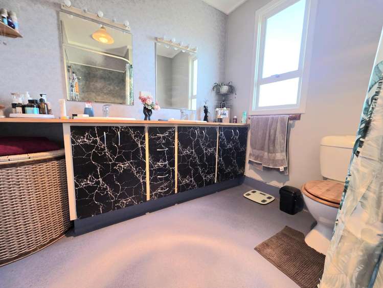 253 Homestead Road Weston_14