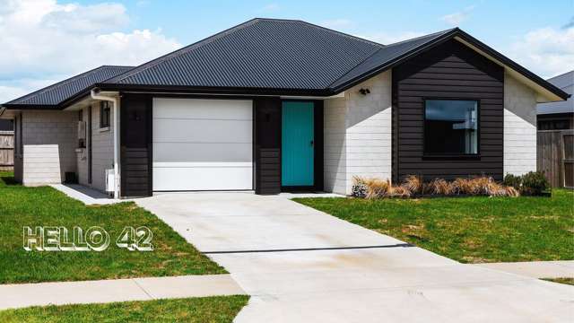 42 Maunganamu Drive Wharewaka_1