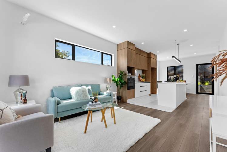 9 Greenbrier Street Westgate_5