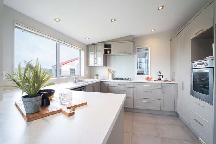 63a Erlestoke Crescent Churton Park_12