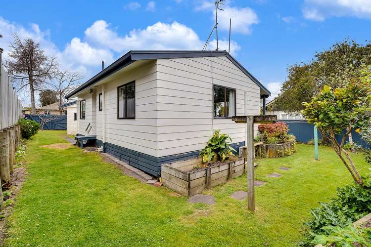 21A Naylor Street Hamilton East_19