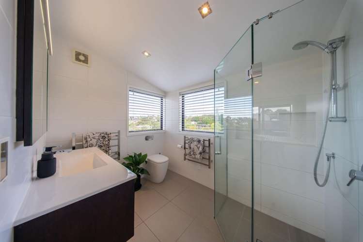 12 Cloverly Crescent Campbells Bay_19