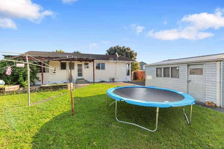 64 Sunlands Drive Manurewa_10