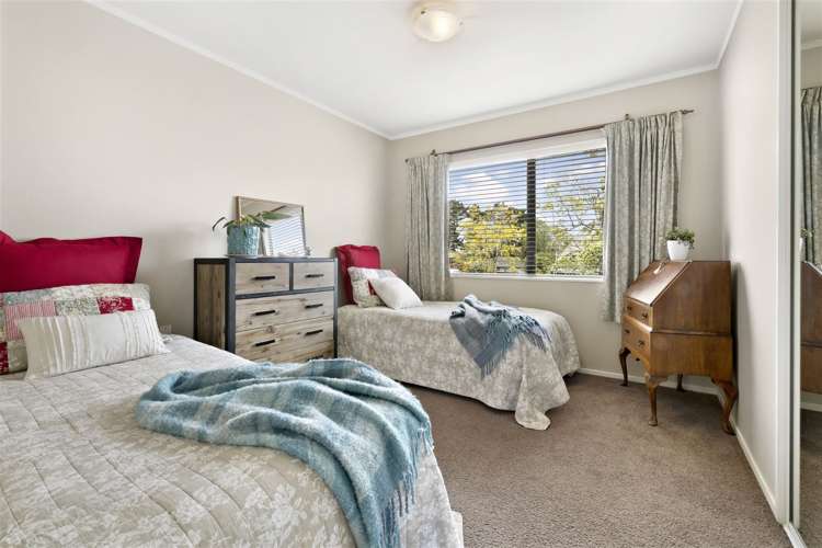 56 Saint Annes Crescent Wattle Downs_8