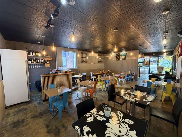 Shop A 402-404 Great North Road Henderson_2