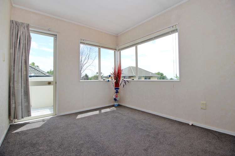 2/5 Juvena Place Clover Park_8