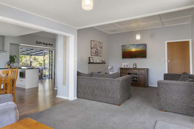 6 Laura Lane Brightwater_12