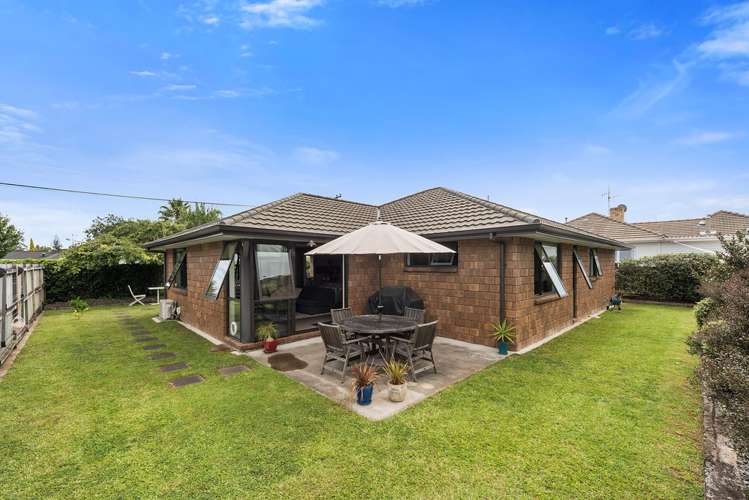 6 Steele Road Forest Lake_1