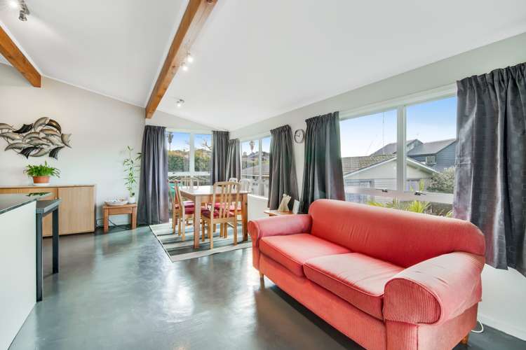 11 Fairway Avenue Red Beach_11