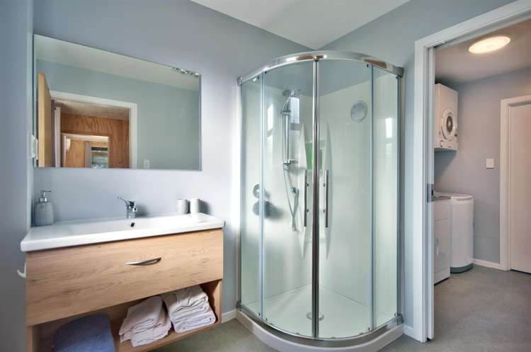 9 Precipice Lane Glenorchy_17