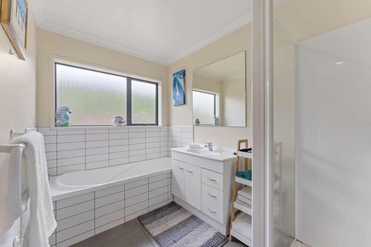 5 Ronald Scott Grove Riverstone Terraces_10