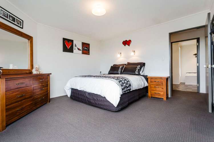 71 Riccarton Road East East Taieri_3