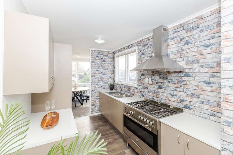 81 Collins Road Melville_12