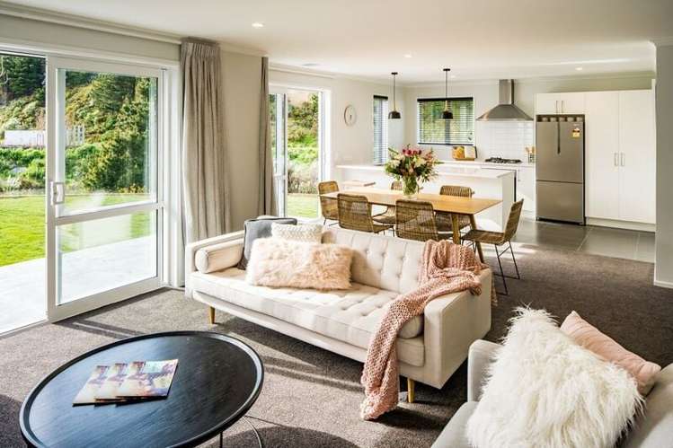 5 Tradewinds Drive Whitby_3