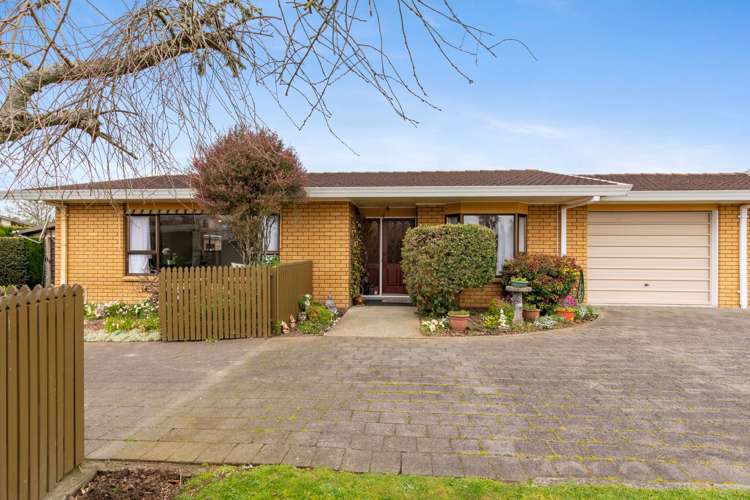 6 Conrad Place Leamington_12