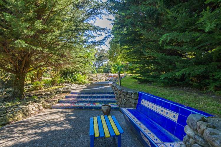 323 Reid Line East Colyton_38