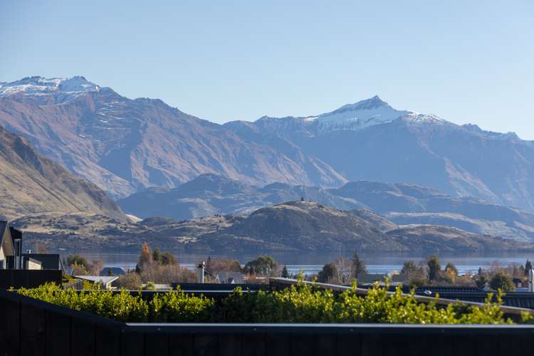 71 Farrant Drive Wanaka_1