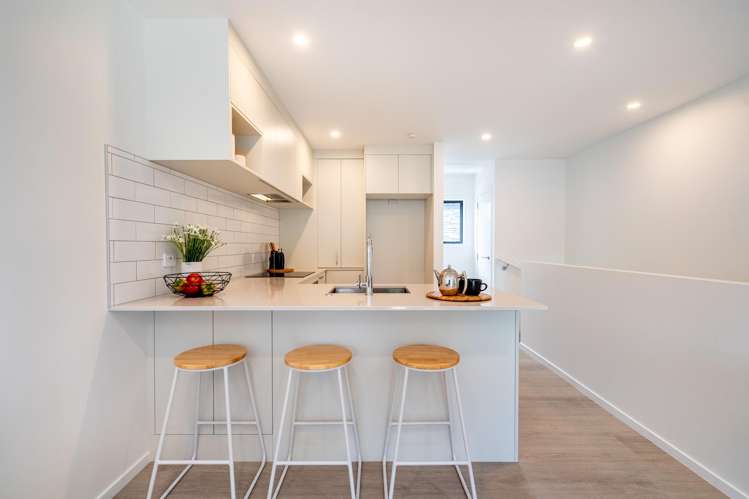 18-20 King Street Upper Hutt Central_7