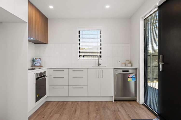 1-4/10 Saint Martins Road_4